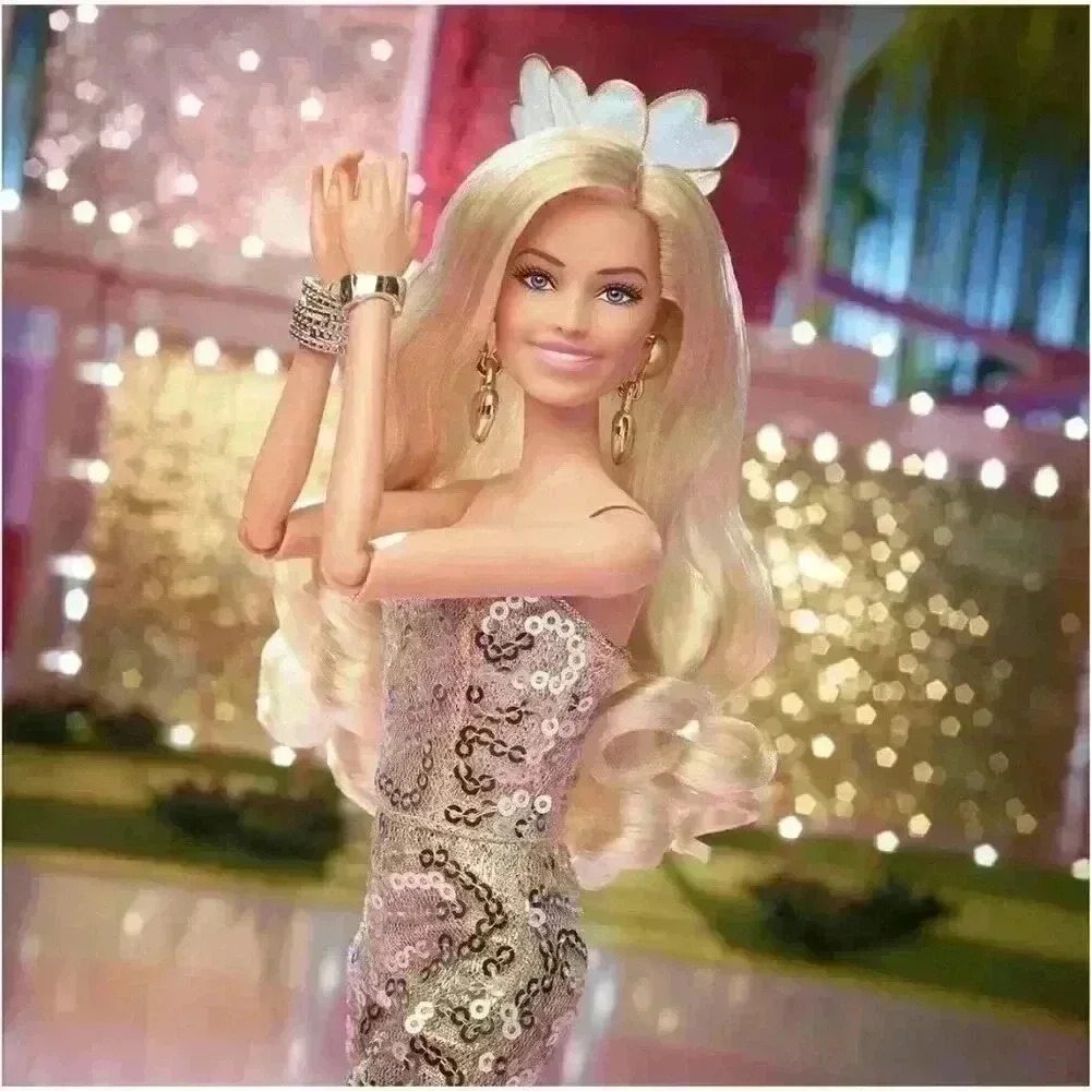 Barbie the Movie Golden Star Disco Stylish Doll Margot Robbie as Barbie - Picture 4 of 9